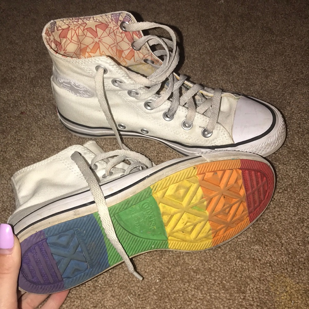 White High-Top Sneakers with Rainbow Sole